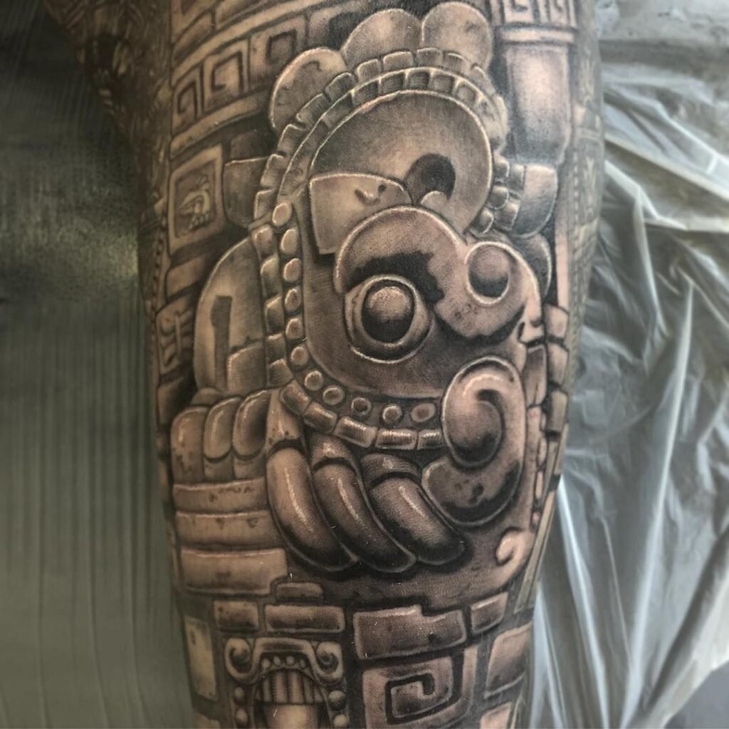 Những hình xăm độc đáo của người Maya