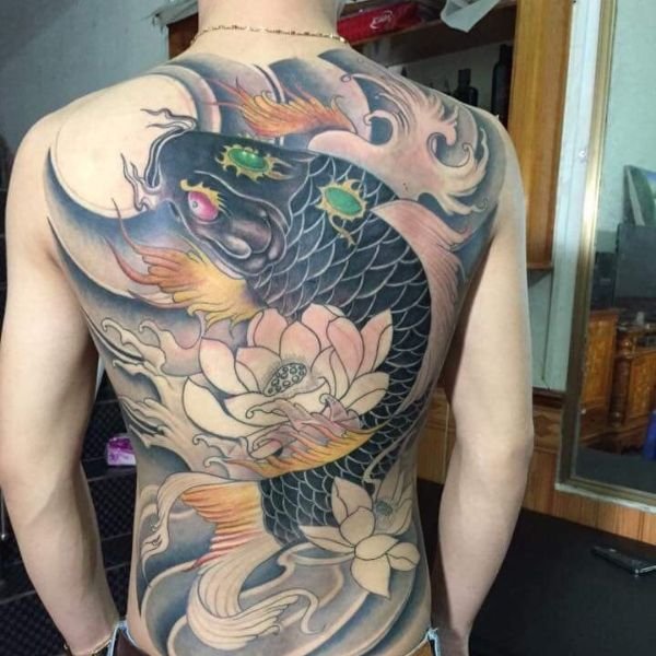 Tatoo cá chép hóa rồng kín lưng