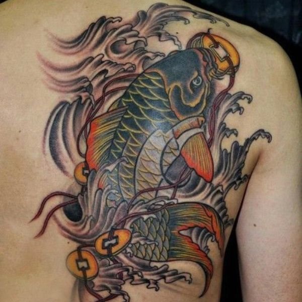 Tatoo cá chép ngậm tiền