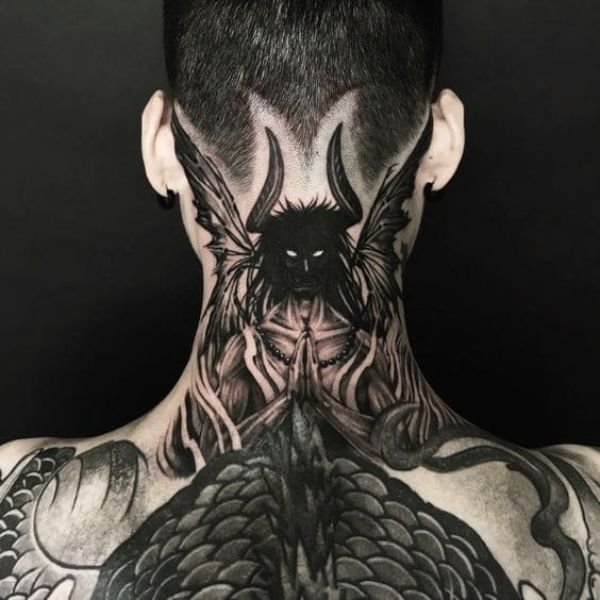 Tatoo quỷ sau gáy