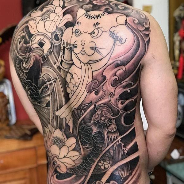 Tatoo mèo thần tài cá chép kín lưng