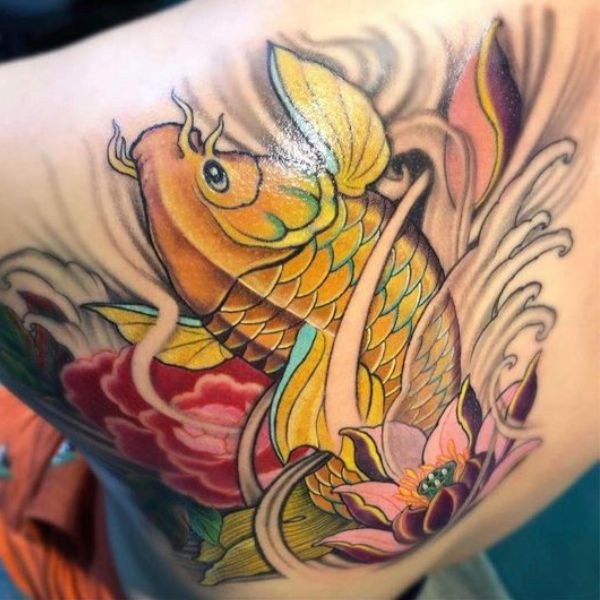 Tattoo cá chép hóa rồng màu vàng