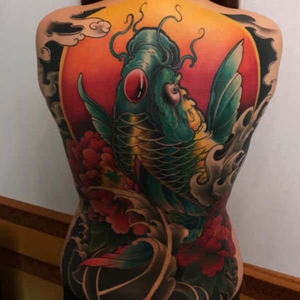 Tattoo cá chép hóa rồng màu xanh