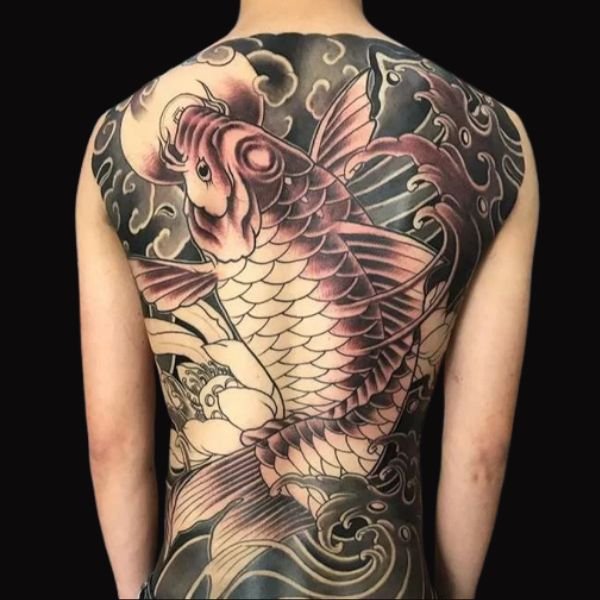 Tattoo cá chép hoa sen full lưng