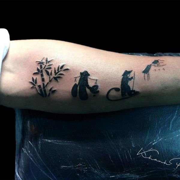 Tattoo cha mẹ ở gần cổ tay