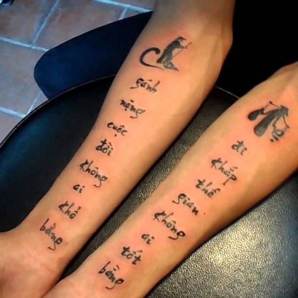 Tattoo cha mẹ ở tay mini