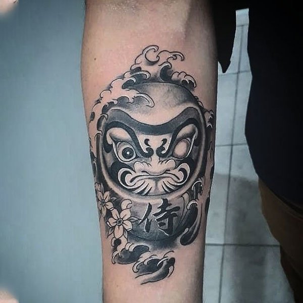 Tattoo châu á daruma đẹp