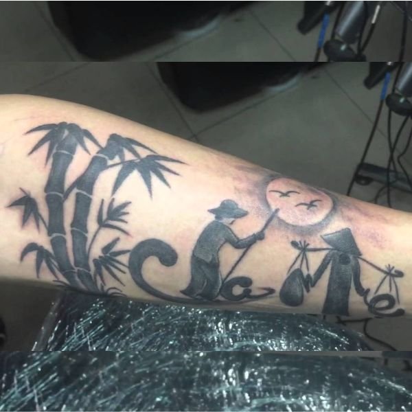 Tattoo chữ cha mẹ thư pháp