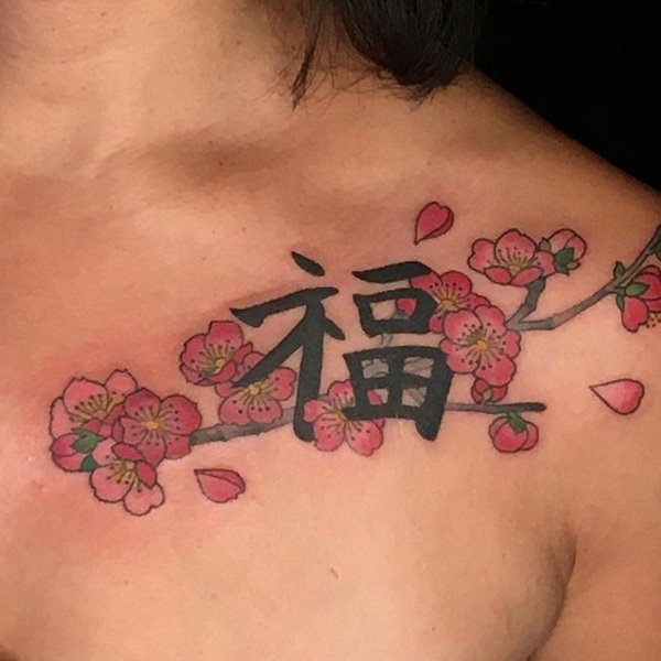 Tattoo chữ tàu cho nữ