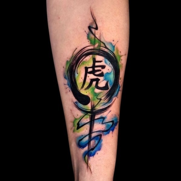 Tattoo chữ tàu nghệ thuật