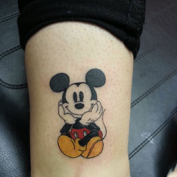 Tattoo chuột mickey ngộ nghĩnh