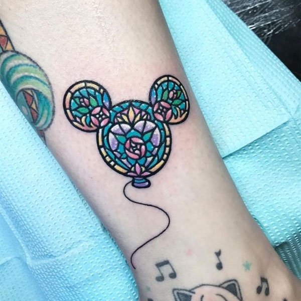 Tattoo chuột mickey ở cổ chân siêu đẹp