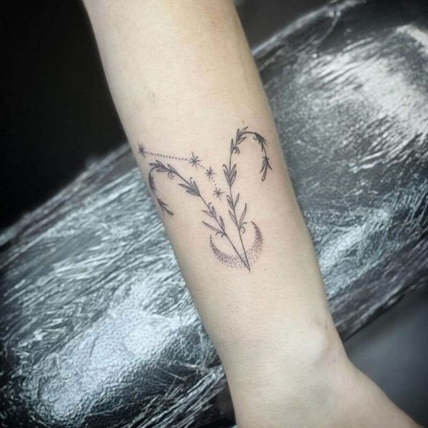 Tattoo cung bạch dương cho nữ đẹp