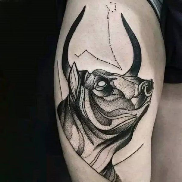 Tattoo cung kim ngưu ở đùi