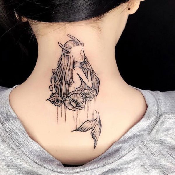 Tattoo cung ma kết ở cổ