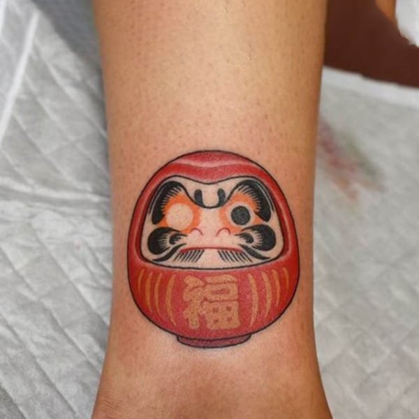 Tattoo daruma nhật cổ