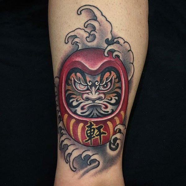 Tattoo daruma ở chân