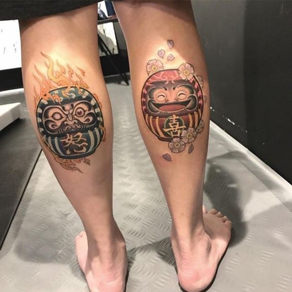 Tattoo daruma xanh đỏ