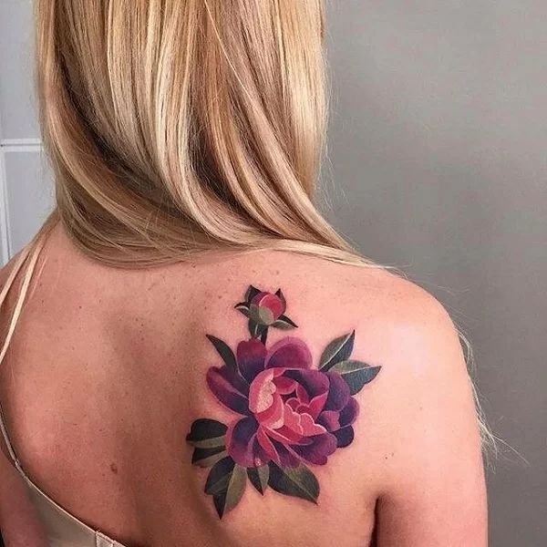 Tattoo đẹp cho nữ ở lưng hoa giấy đẹp