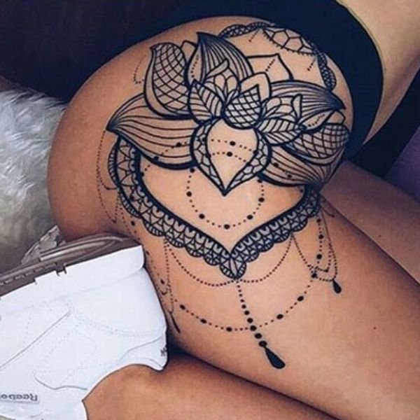 Tattoo đẹp ở hông dành cho nữ