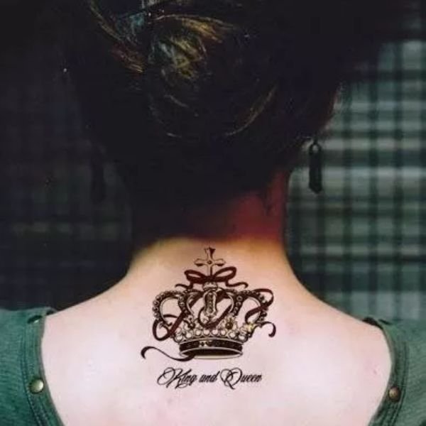 Tattoo đẹp nơi sau gáy cho nữ