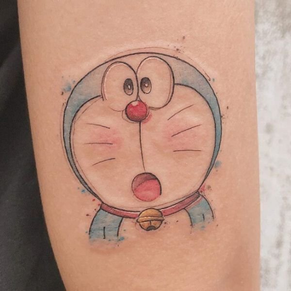 Tattoo doraemon ngạc nhiên