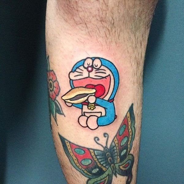 tattoo doraemon ở chân đẹp