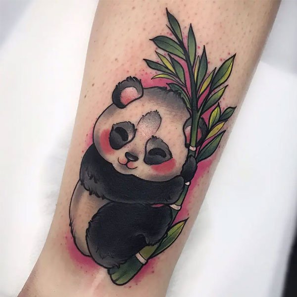 Tattoo gấu trúc yêu đời