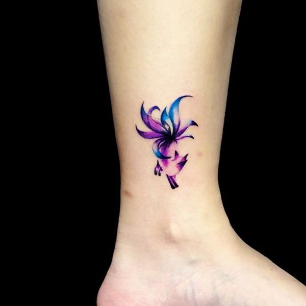 Tattoo hồ ly 9 đuôi nhỏ