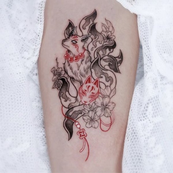 Tattoo hồ ly nhỏe ở tay