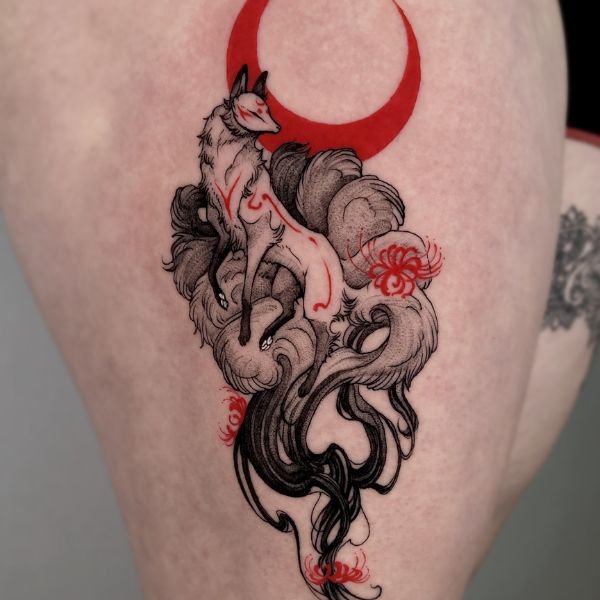 Tattoo hồ ly và hoa bỉ ngạn đẹp cho nữ