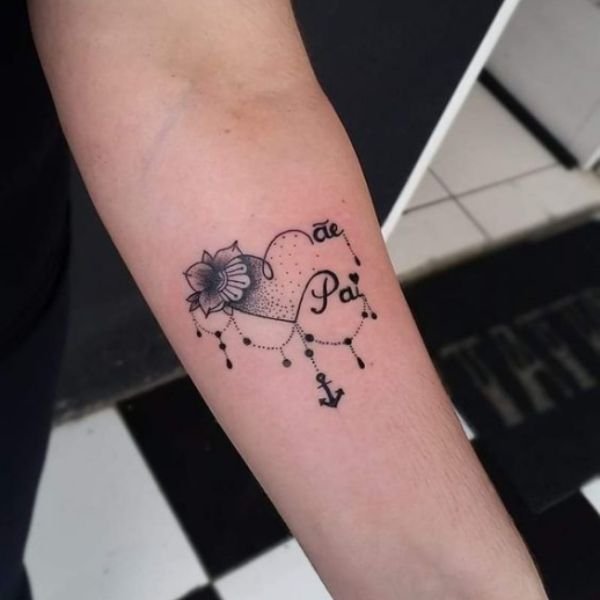 Tattoo hoa văn hiện đại