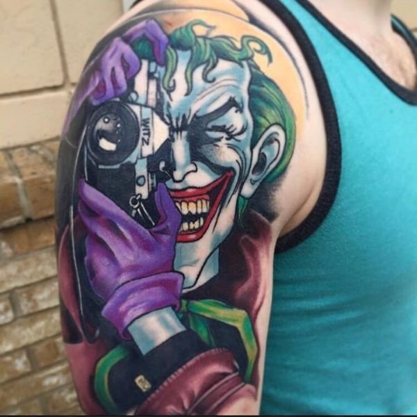 Tattoo joker đẹp bắp tay