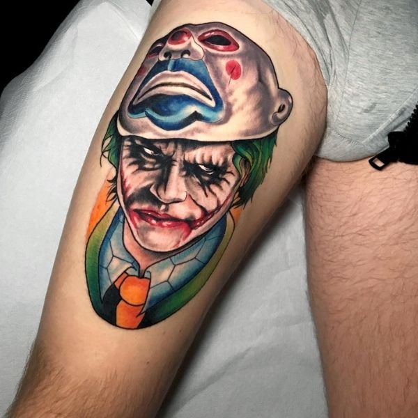 Tattoo joker mặt nạ