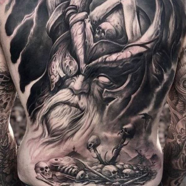 Tattoo kín lưng cho nam