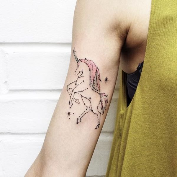 Tattoo kỳ lân bắp tay nữ đẹp