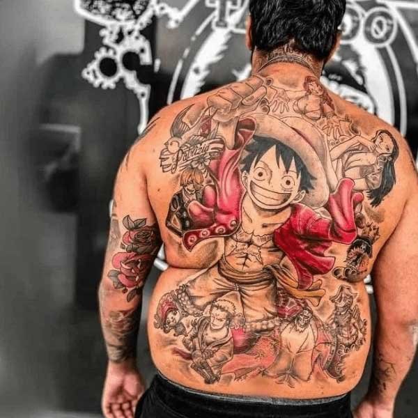 Tattoo Luffy kín lưng