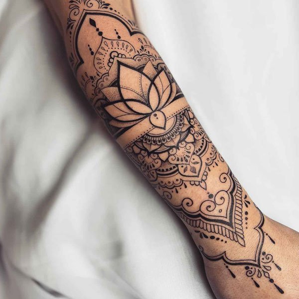 Tattoo mandala full tay