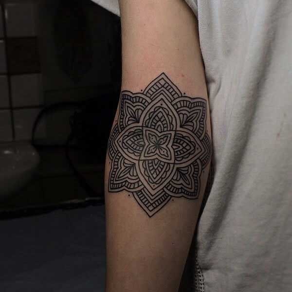 Tattoo mandala tay đẹp