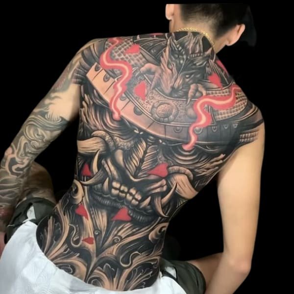 Tattoo mặt quỷ kín lưng nhật đẹp