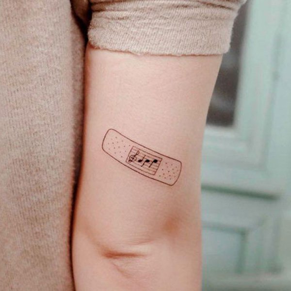 Tattoo mini cute âm nhạc