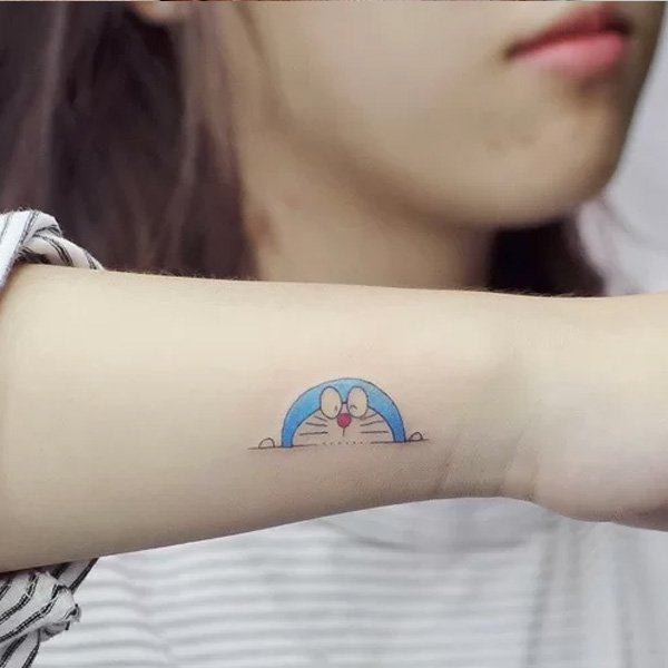 Tattoo mini cute doraemon