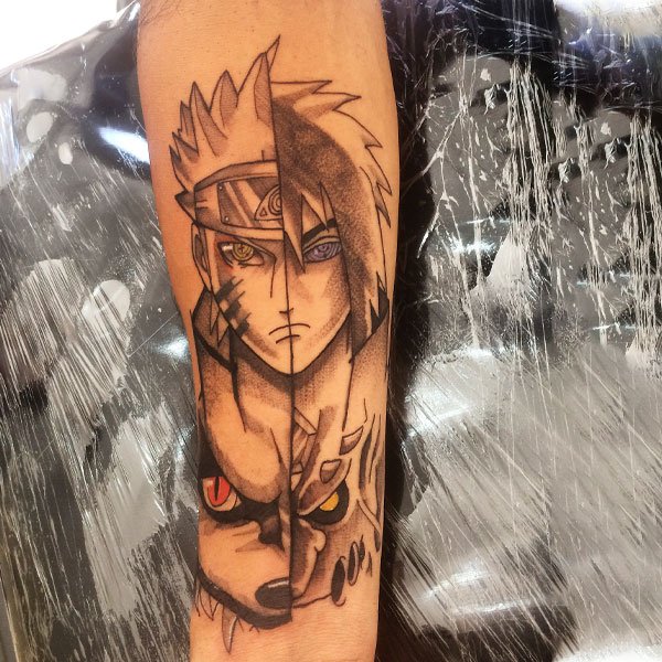 Tattoo naruto với itachi