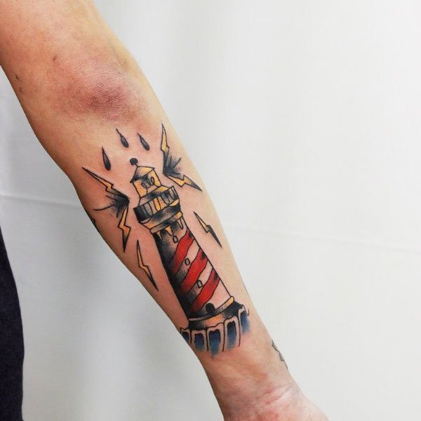 Tattoo ngọn hải đăng tay đẹp