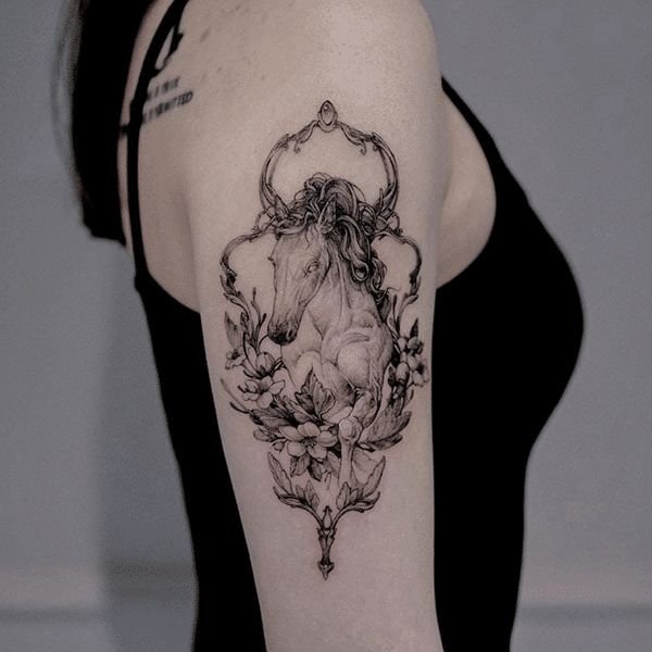 Tattoo ngựa đẹp cho nữ