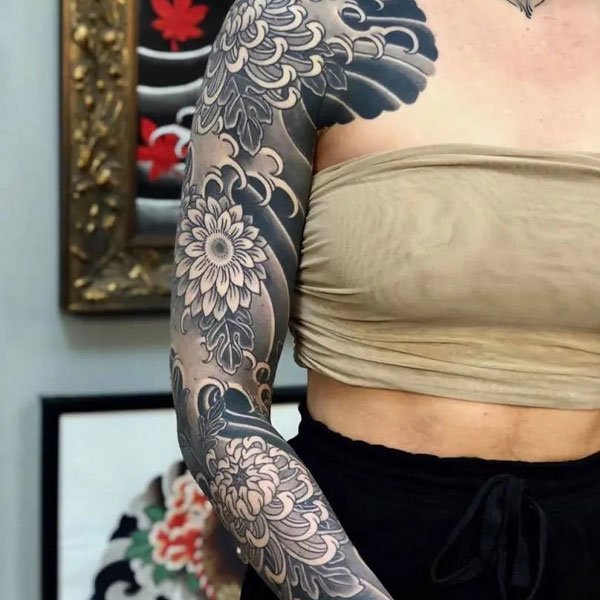 Tattoo nhật cổ cho nữ