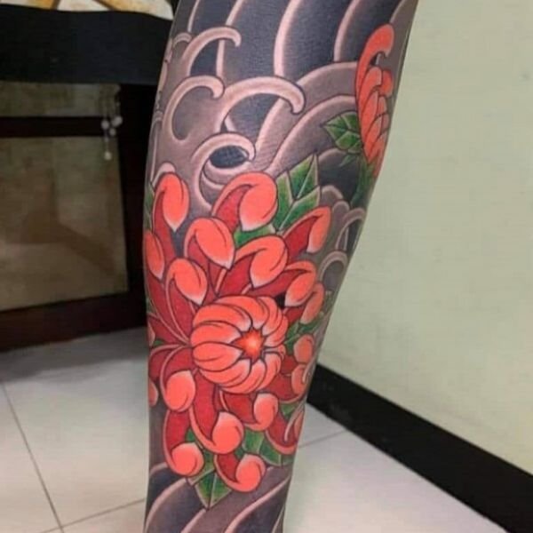 Tattoo nhật cổ ơt bắp chân