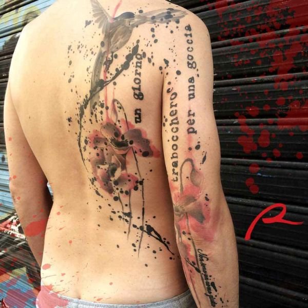 Tattoo nửa lưng chim sẻ