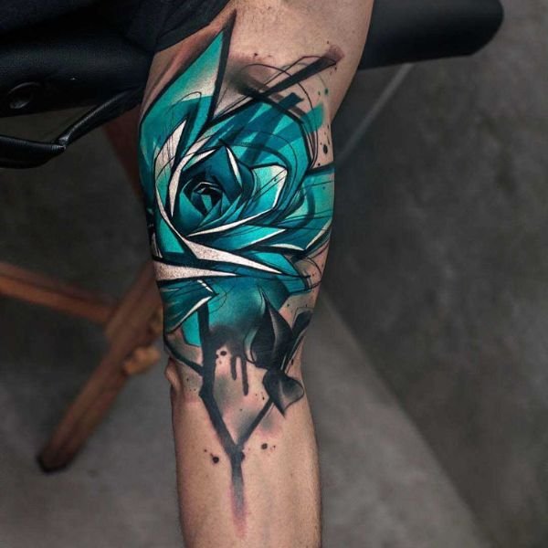 Tattoo bắp tay hoa hồng xanh