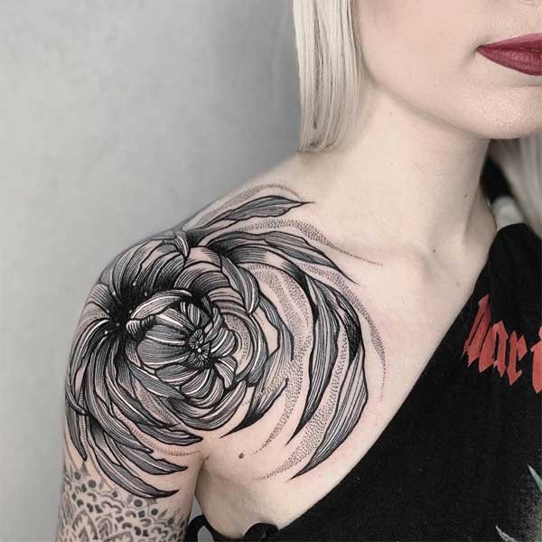 Tattoo ở vai trước cho nữ ý nghĩa